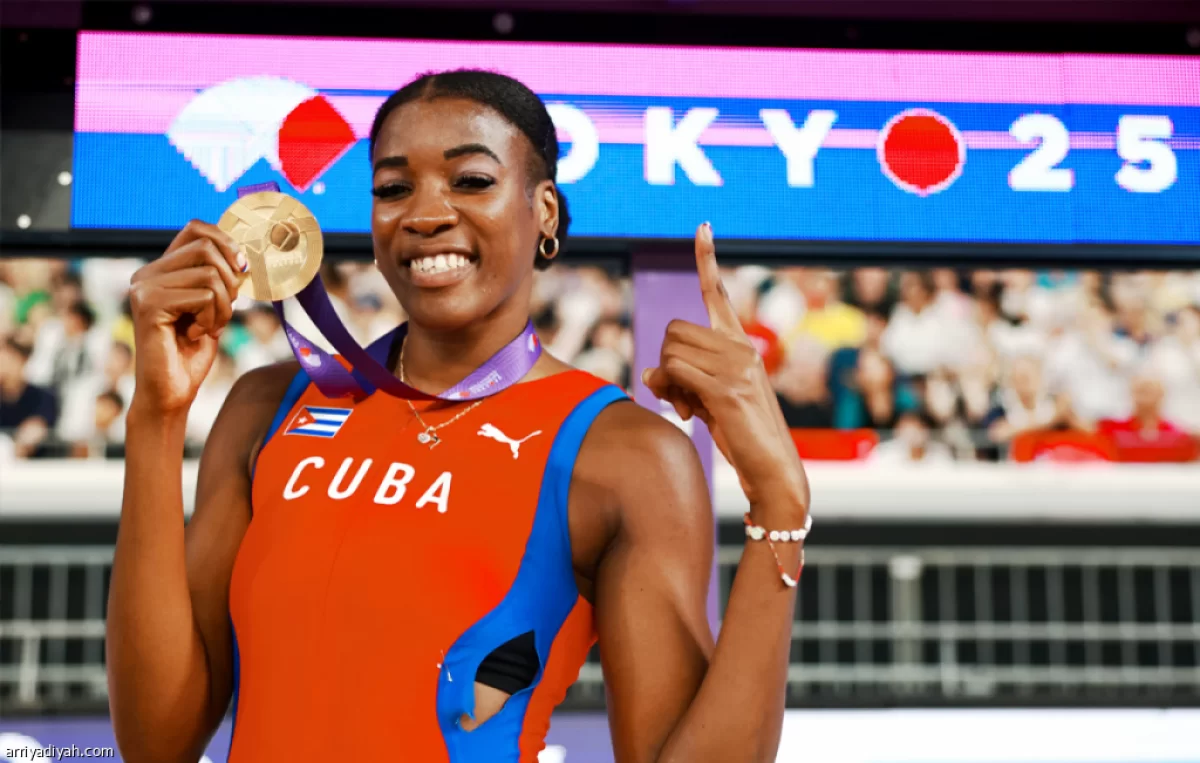 بطولة العالم .. ليجانيس تتوج بذهبية الوثبة الثلاثية