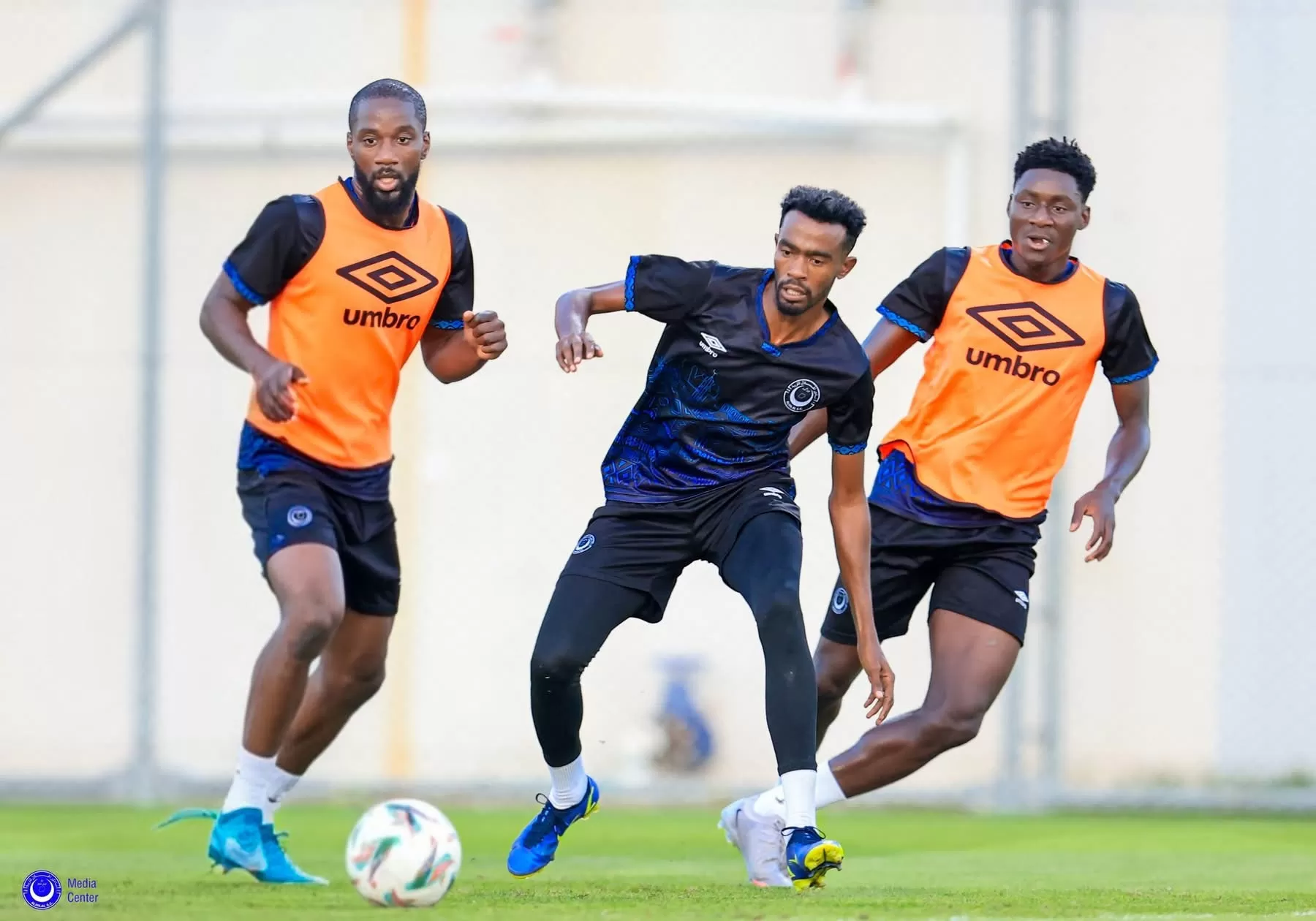 منصة  الهلال تنقل مواجهة  الجاموس  الساعة 06:00