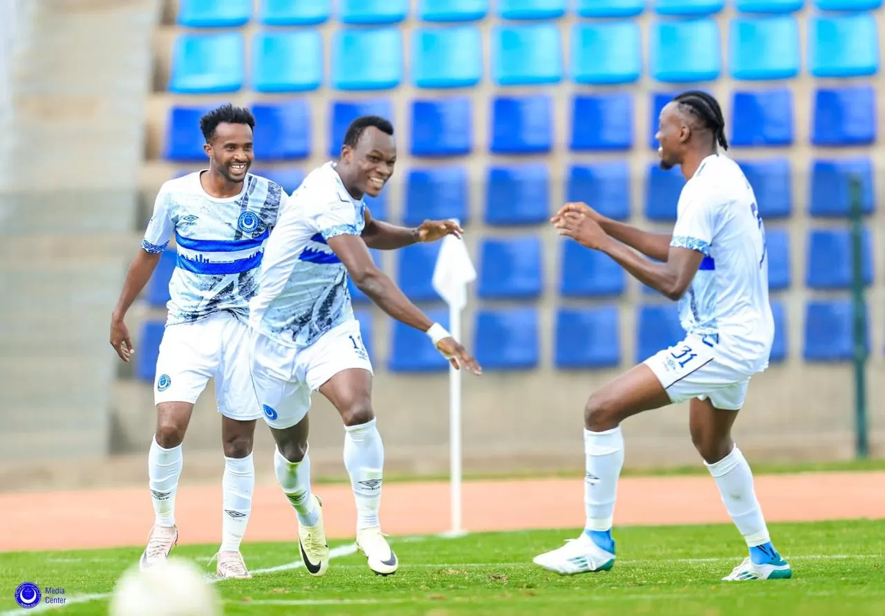 الهلال يحسم موقعة نيروبي ويقترب من المجموعات