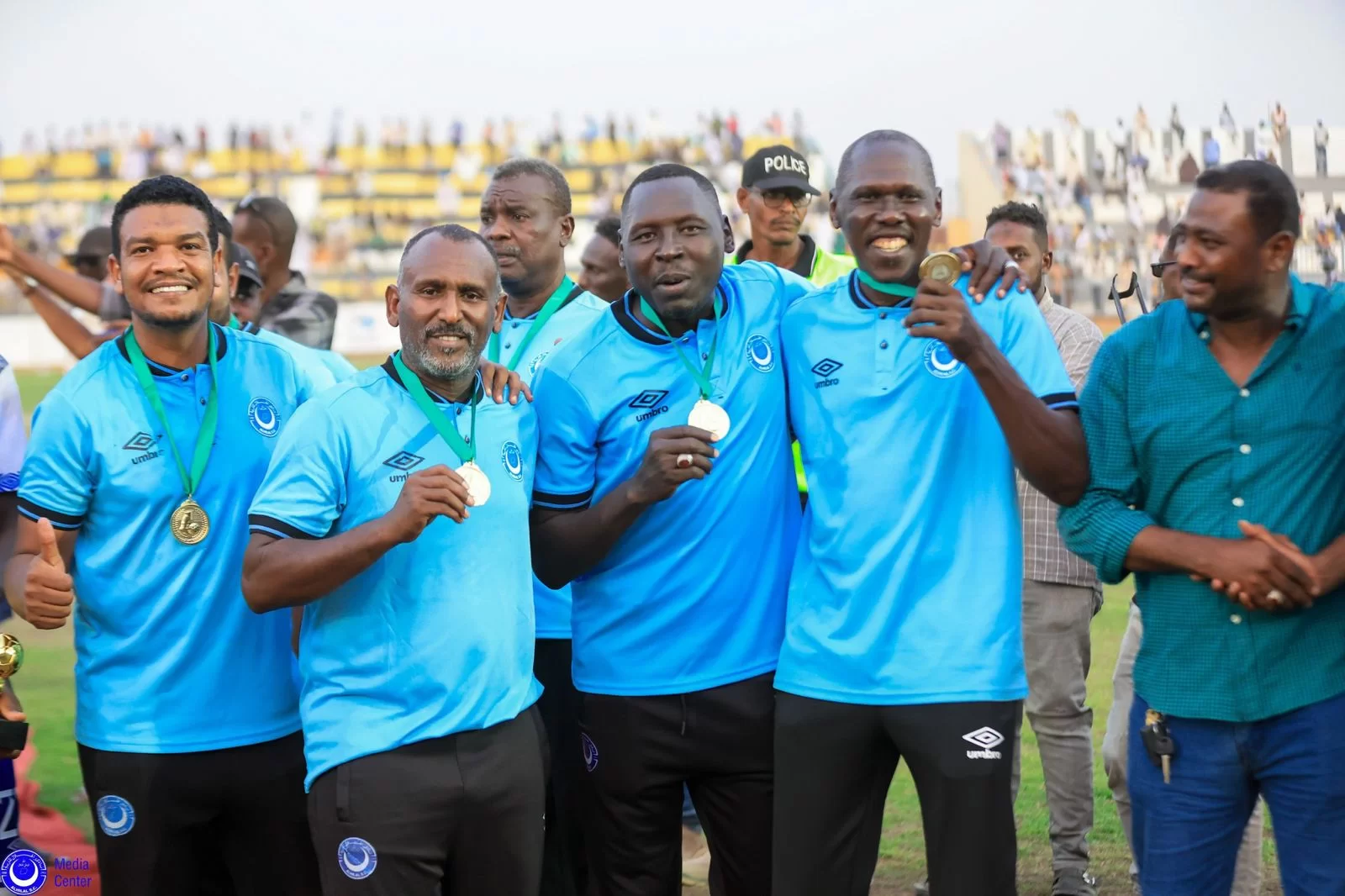 المعلم يُحطِّم أسطورة "الخبير الأجنبي"