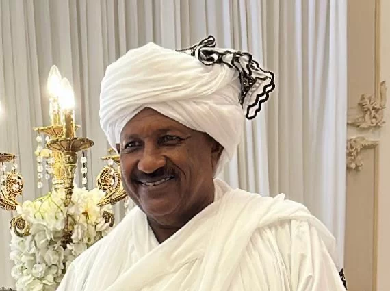 رجل الأعمال عبدالقادر شريف : وفرنا حلولا بديلة للزنك وإطارات لا تخترق