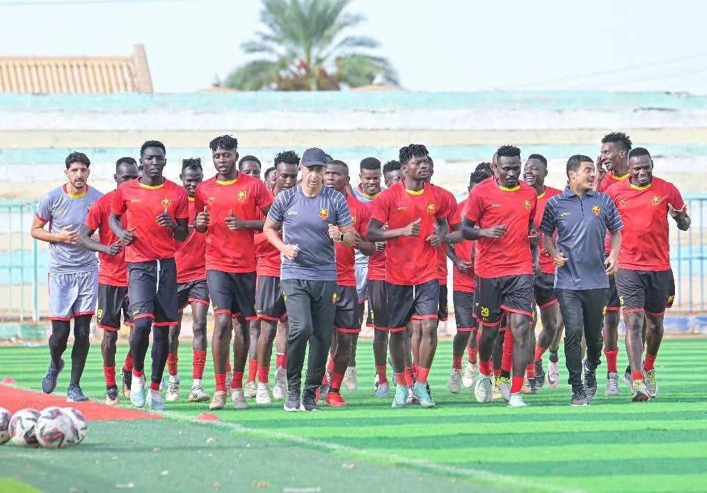 الأحمر يكفيه نقطة والأزرق لا بديل له عن الفوز