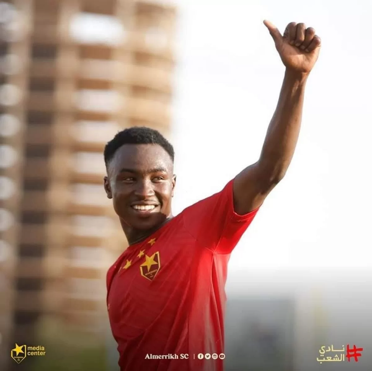 معركته تأجلت .. نجم التسجيلات بلا ناد