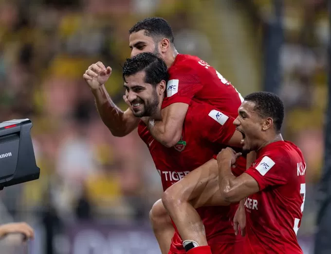 الاتحاد يخسر أمام شباب الأهلي