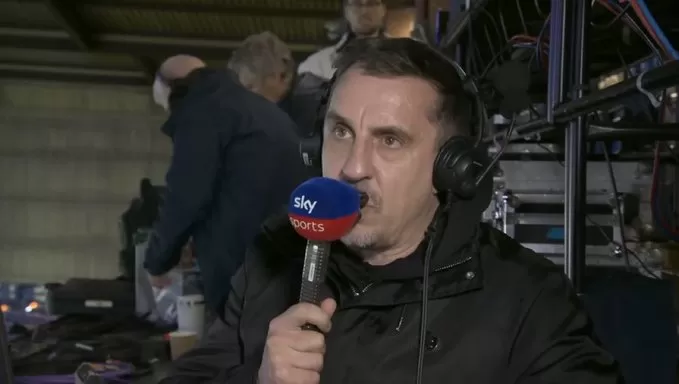 غاري نيفيل: محمد صلاح عديم الفائدة