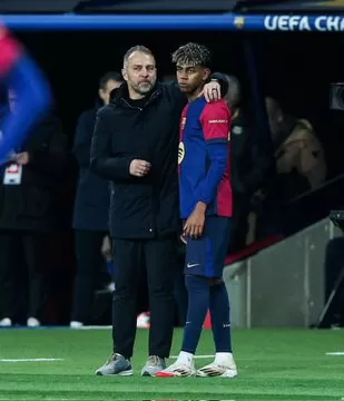 لامين يامال يلوّح بمغادرة برشلونة