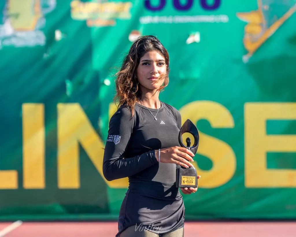 منهاس تتوّج بلقب بطولة أكرا الدولية للتنس