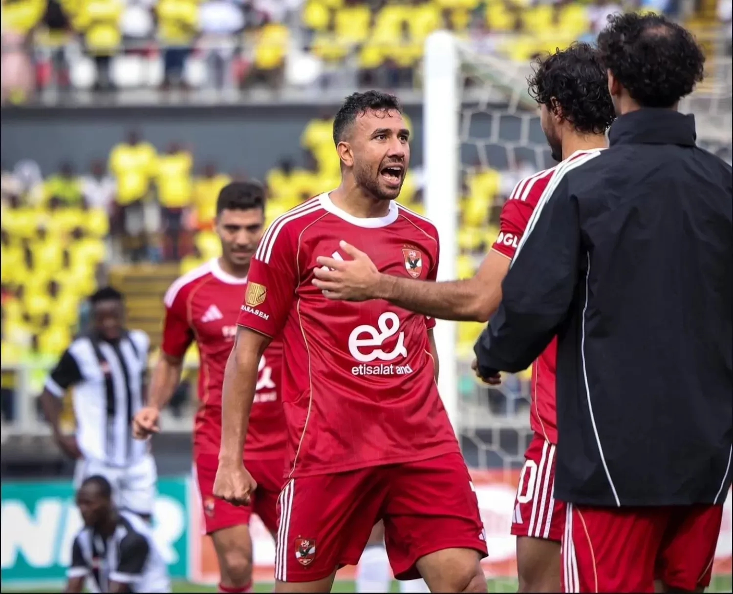 الأهلي المصري يقترب من دور المجموعات في دوري أبطال أفريقيا