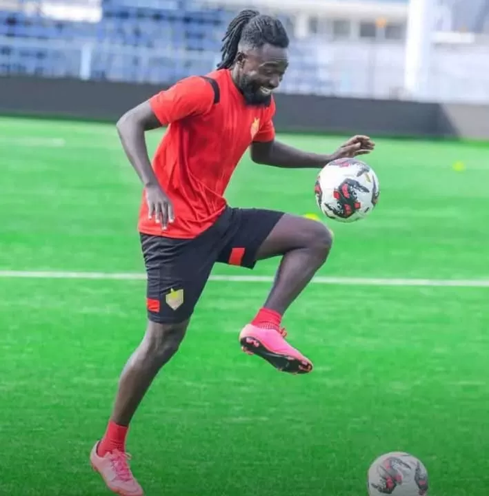 المريخ يبحث عن زعيم جديد بعد سقوط الأركان الثلاثة