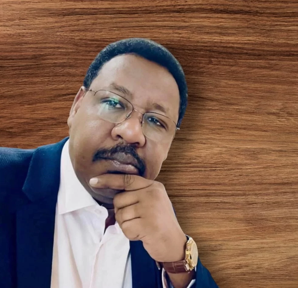 ملاعبنا.. واجهات حضارية فلننهض بها ______ الزبير نايل